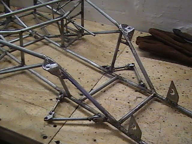 Lower Control arm Brackets 092.jpg