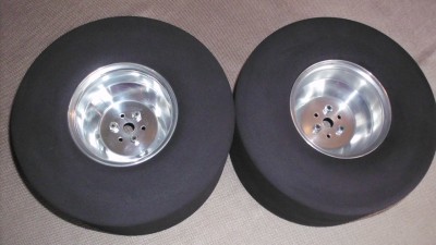 Scale Pacesetter Funny Car Rear Wheels_1.JPG