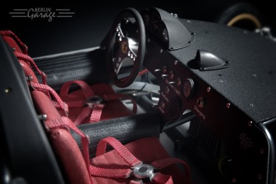 Ferrari10-klein.jpg
